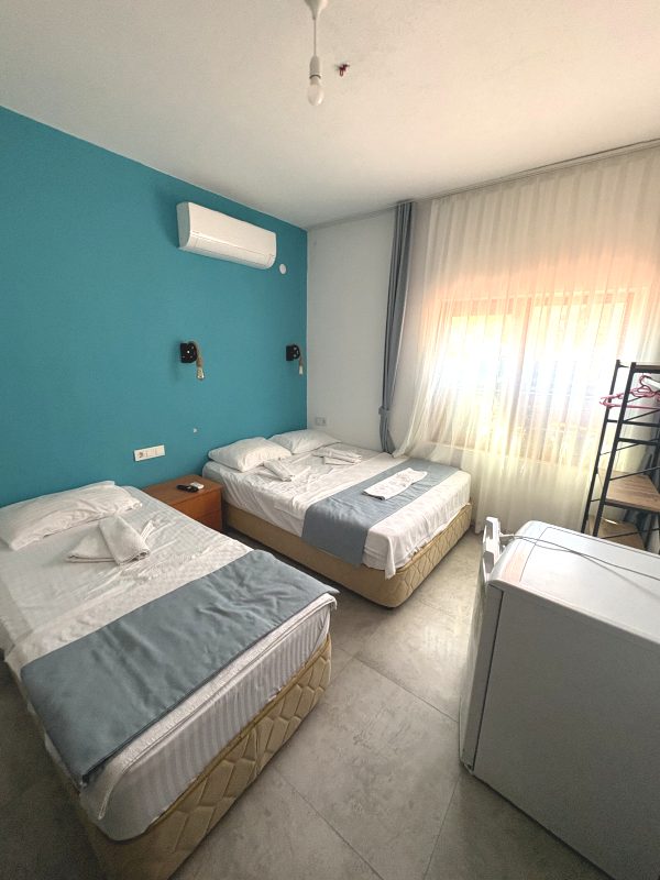 Studio Kara Manzaralı